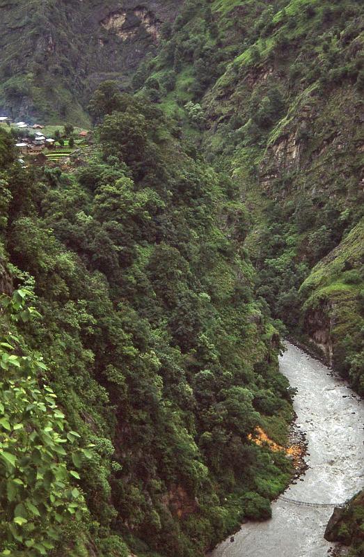 WT 1000 149-28 Nepal.jpg